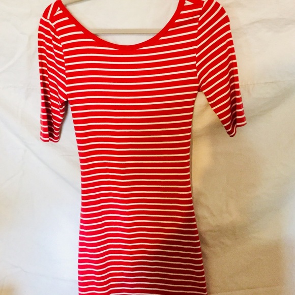 Black Swan Dresses & Skirts - Black Swan✨ red white stripe cute dress.